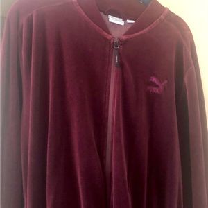 Puma size large track jacket in maroon